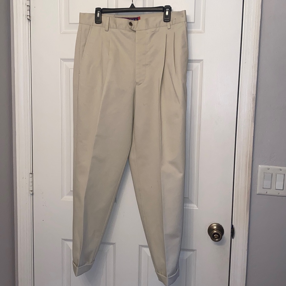 Norsport, 100% cotton cream chino cuffed pants. 35 x 33.